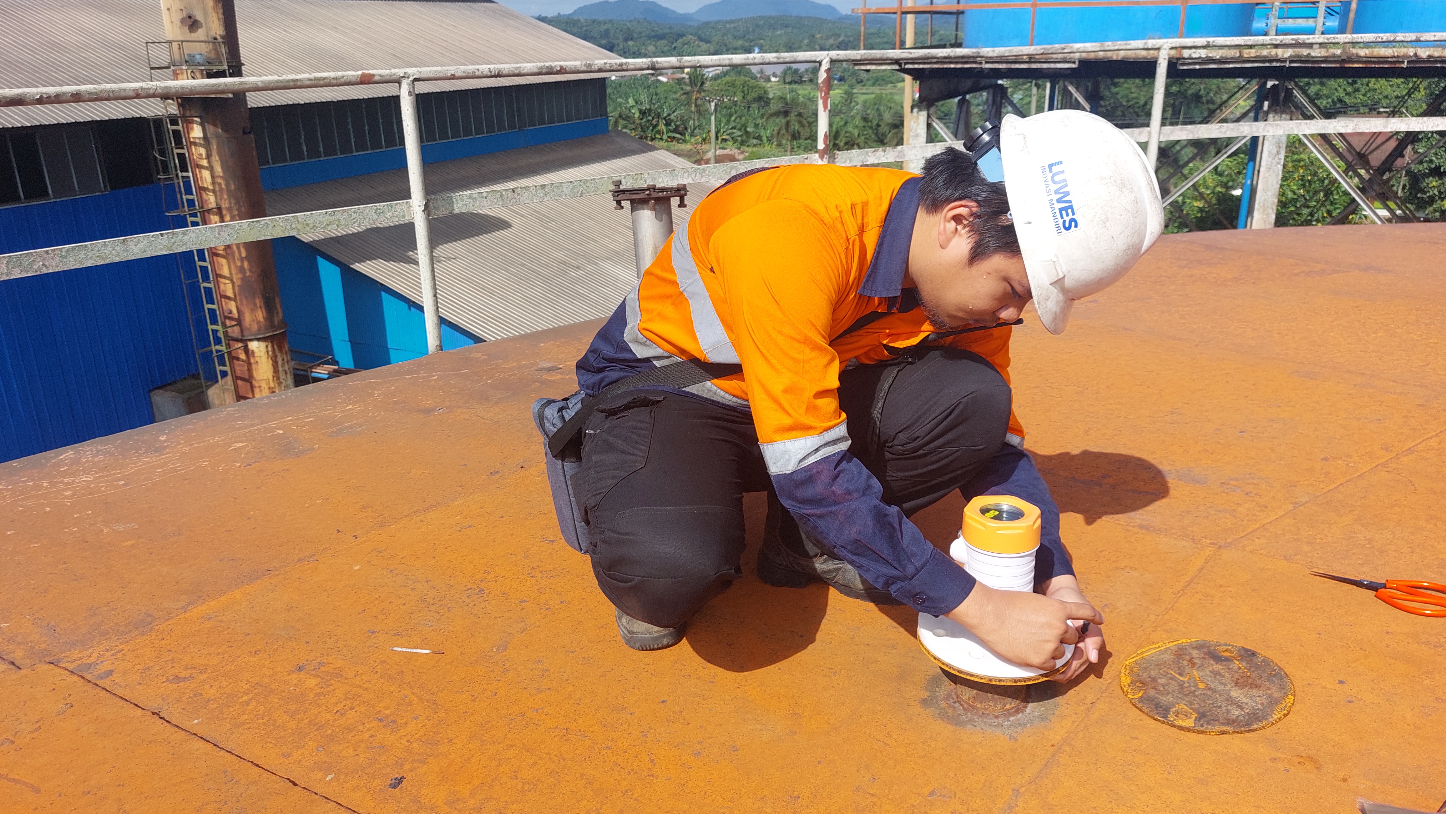 Fasilitas tangki penyimpanan CPO